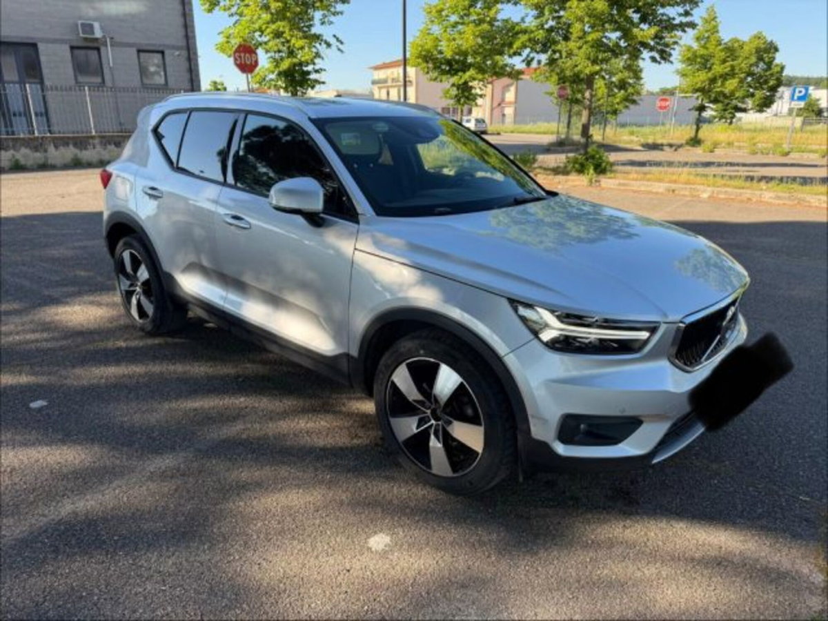 Volvo XC40 D3 Geartronic Momentum (3)