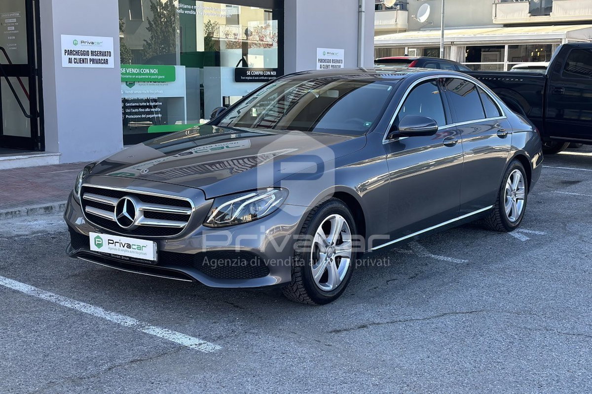 Mercedes-Benz Classe E 200 Auto Exclusive
