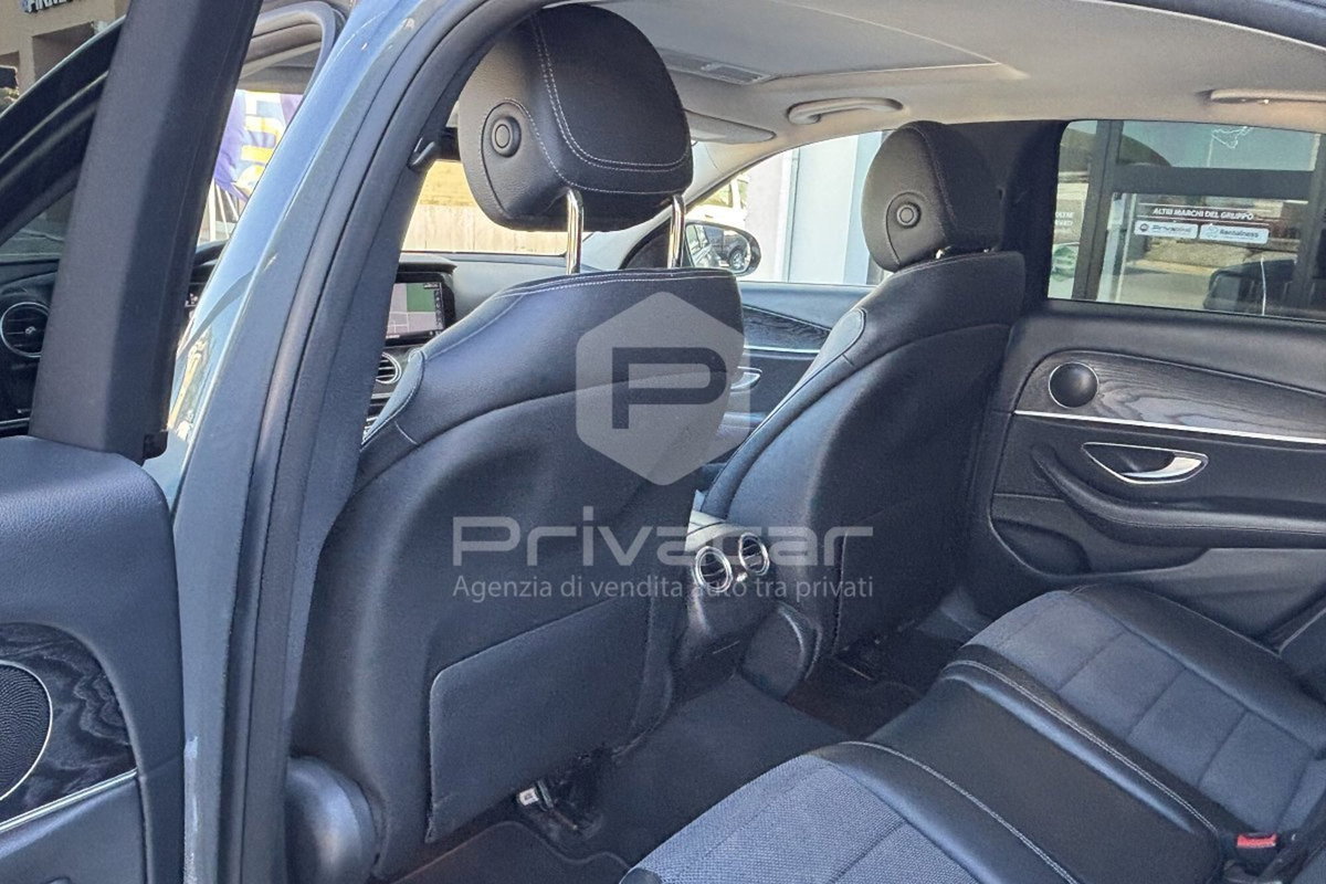 Mercedes-Benz Classe E 200 Auto Exclusive (14)