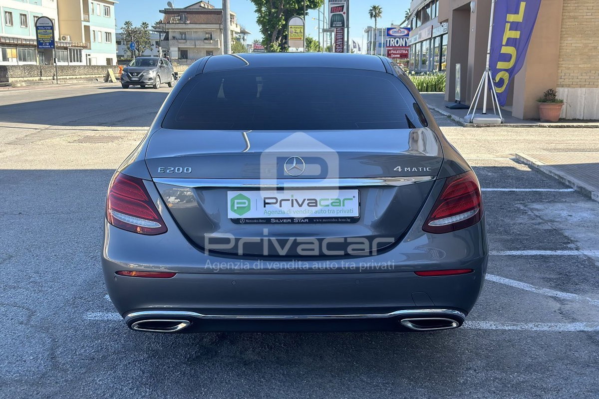 Mercedes-Benz Classe E 200 Auto Exclusive (6)