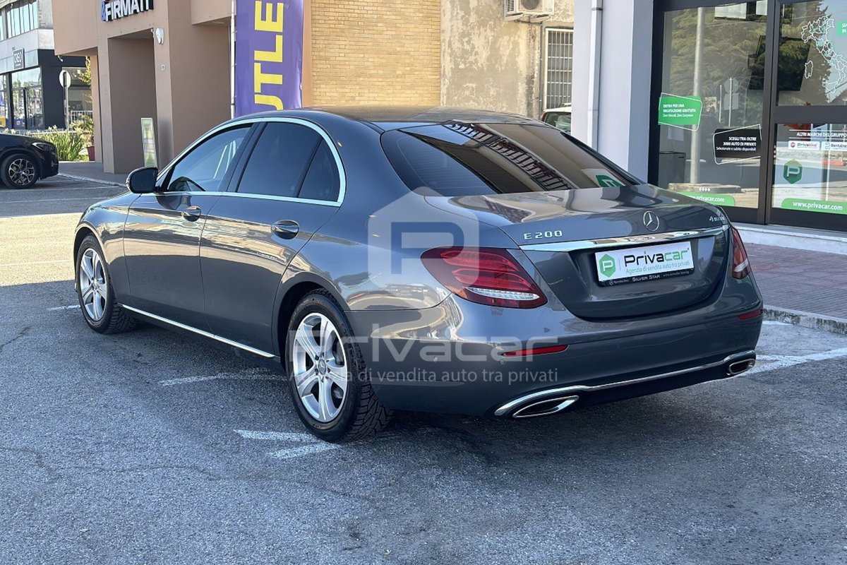 Mercedes-Benz Classe E 200 Auto Exclusive (7)