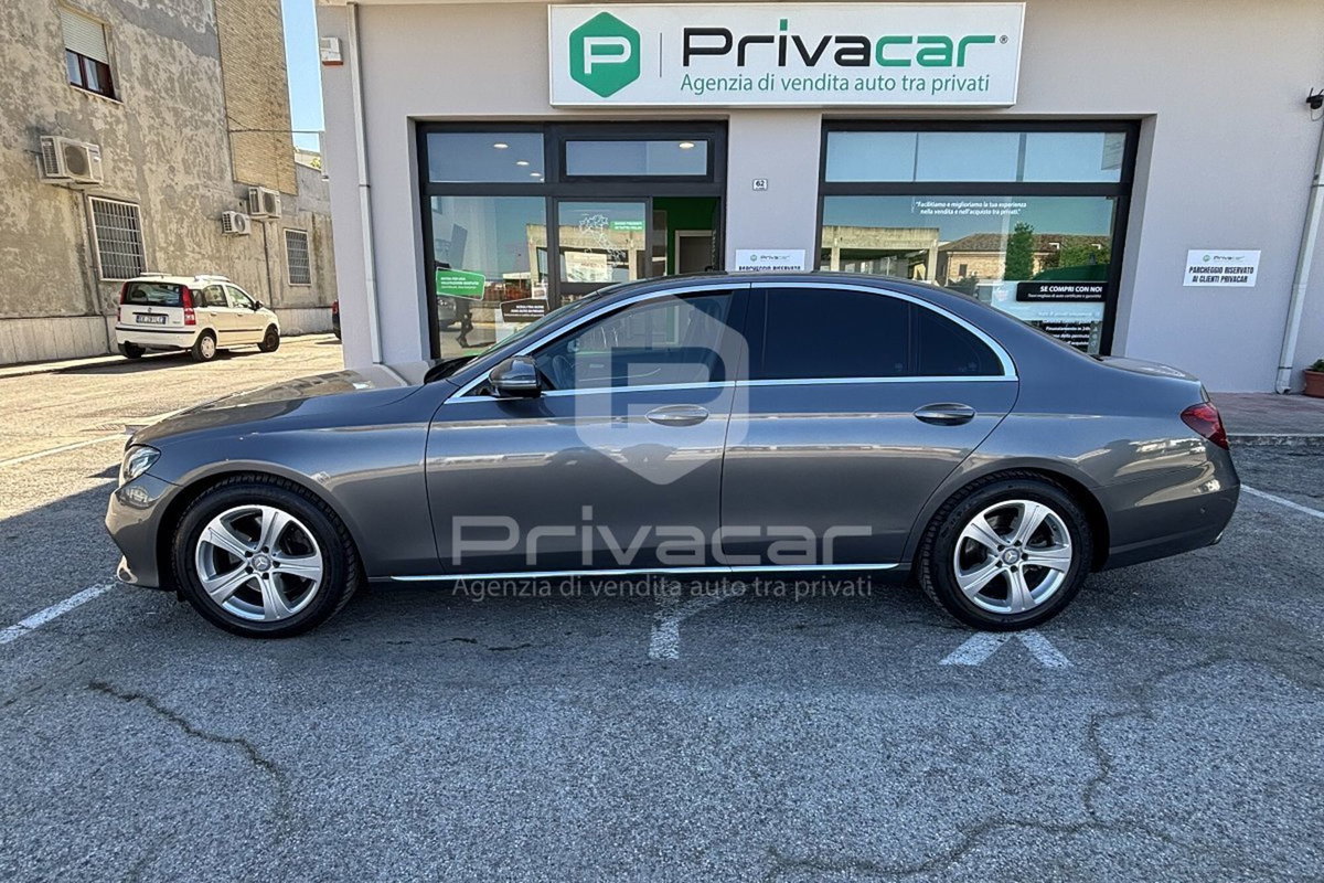 Mercedes-Benz Classe E 200 Auto Exclusive (8)