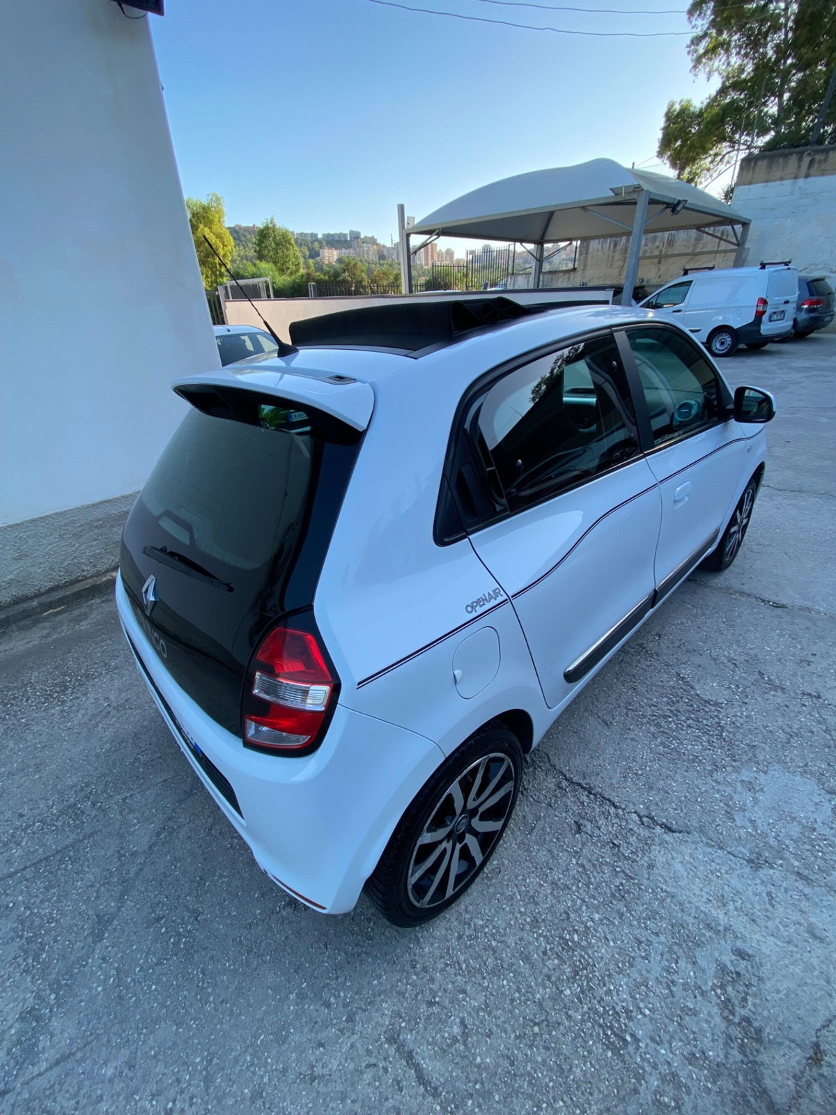 Renault Twingo 1.0 SCe Stop&Start Energy Openair (5)