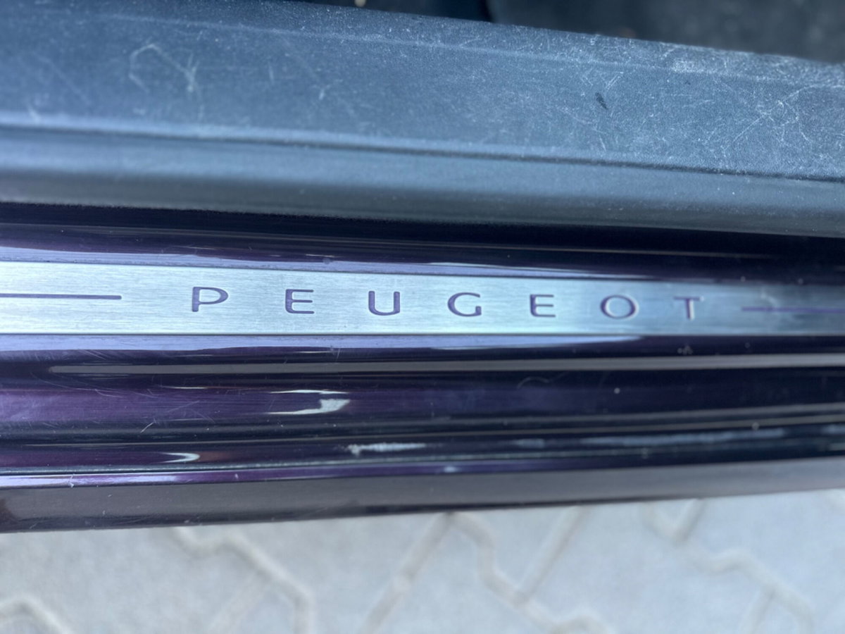 Peugeot 208 e-HDi 115 CV Stop&Start 3 porte XY (17)