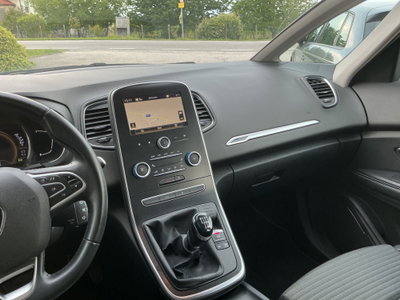 Renault Scenic E-Tech Electric XMod dCi 110 CV Start&Stop Energy Limited (13)