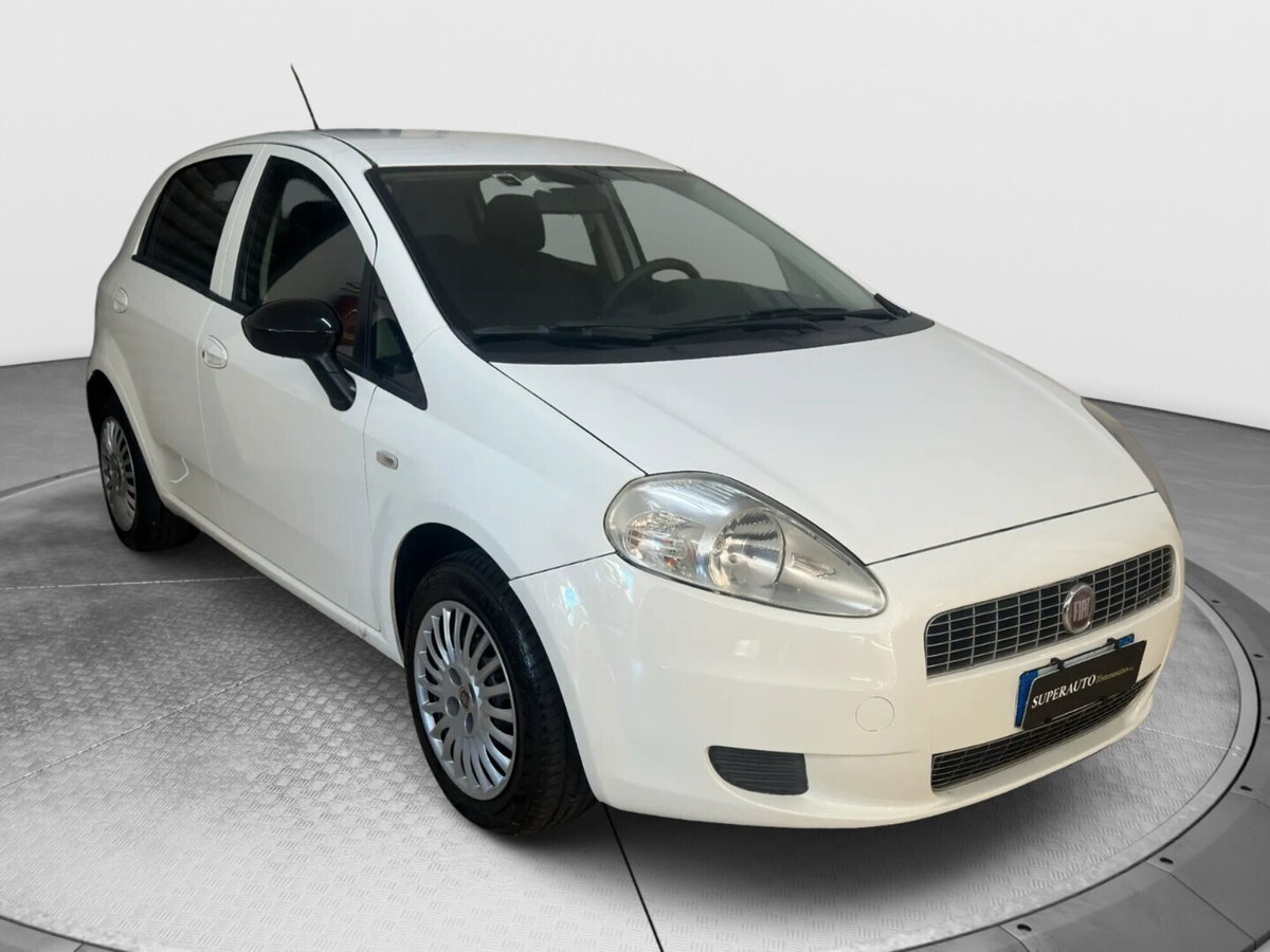 Fiat Grande Punto 1.3 MJT 75 CV 5 porte Dynamic (2)