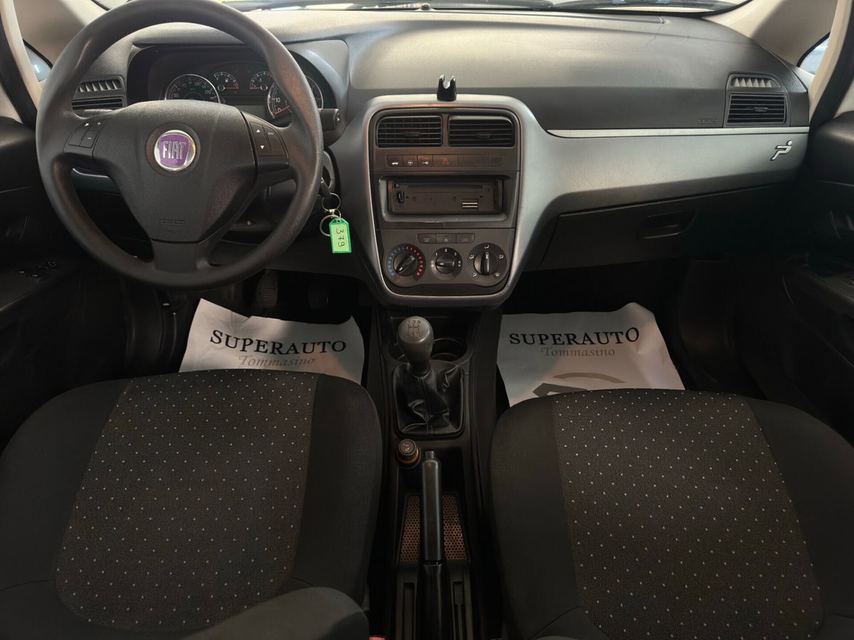 Fiat Grande Punto 1.3 MJT 75 CV 5 porte Dynamic (5)