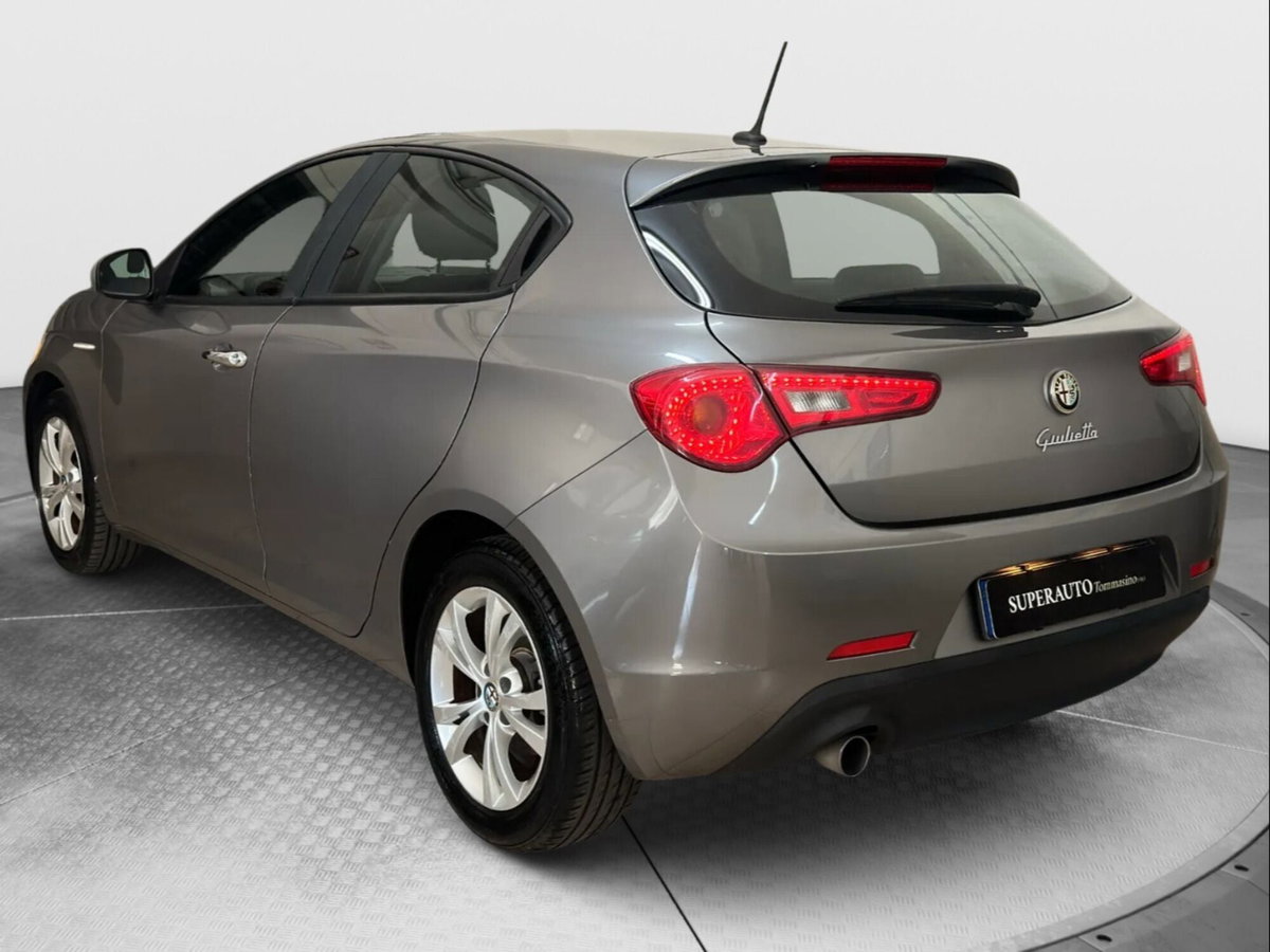 Alfa Romeo Giulietta 1.6 JTDm-2 Progression c/CL (3)
