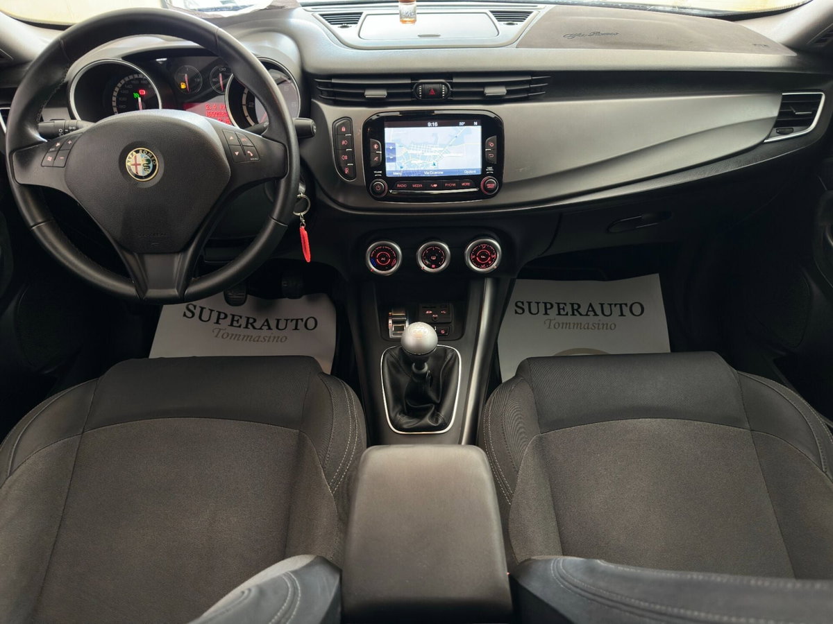 Alfa Romeo Giulietta 1.6 JTDm-2 Progression c/CL (5)