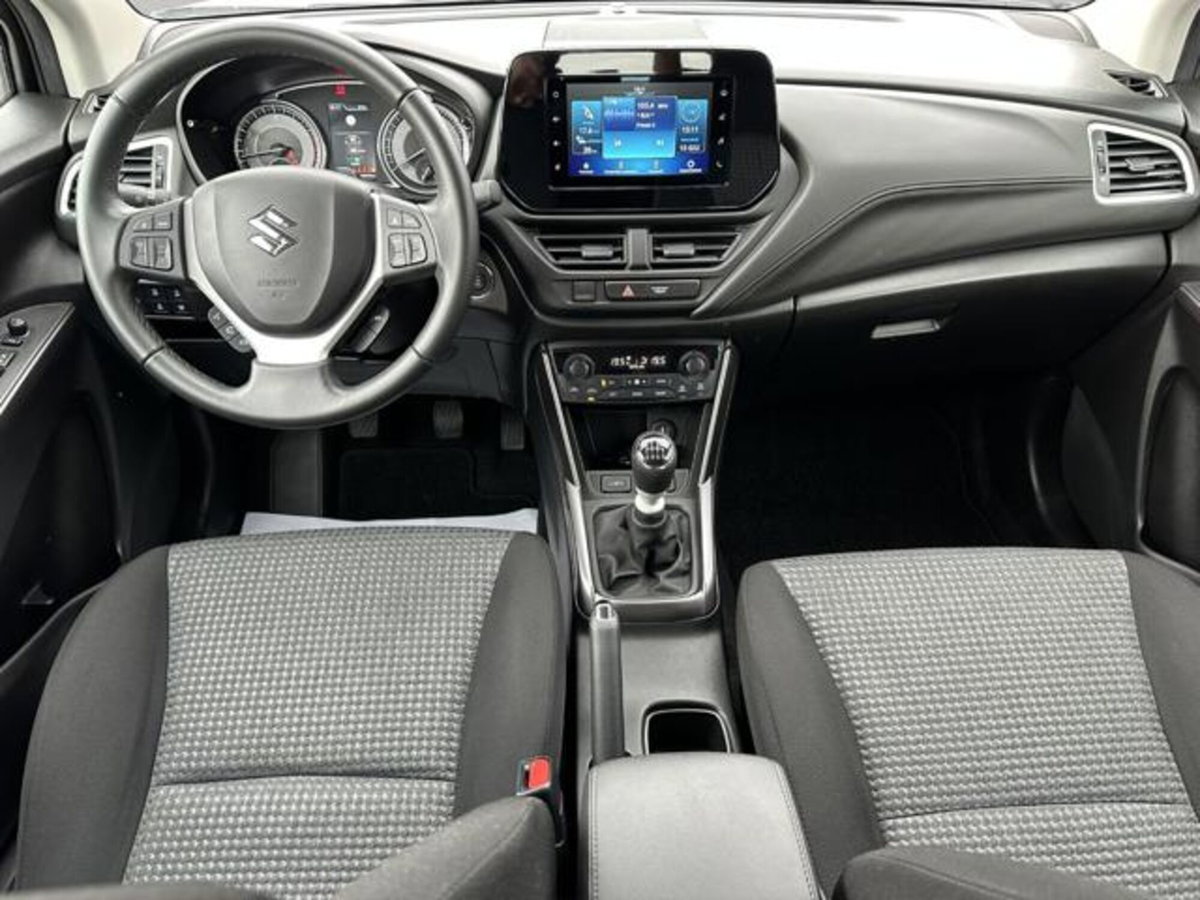 Suzuki S-Cross 1.4 Hybrid Easy (14)