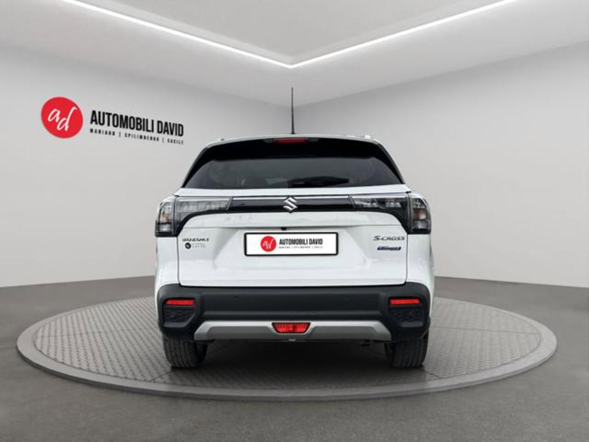 Suzuki S-Cross 1.4 Hybrid Easy (6)