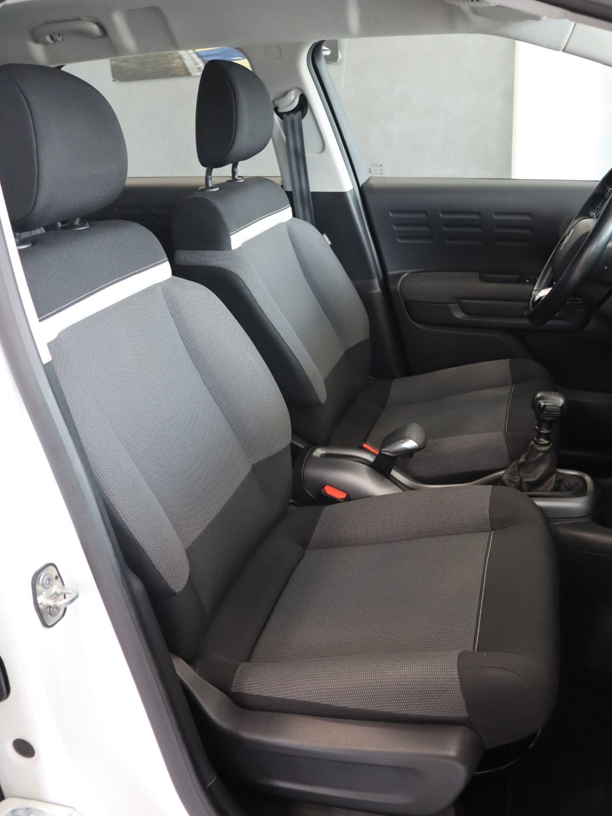 Citroen C3 Aircross BlueHDi 110 S&S Shine Pack (12)