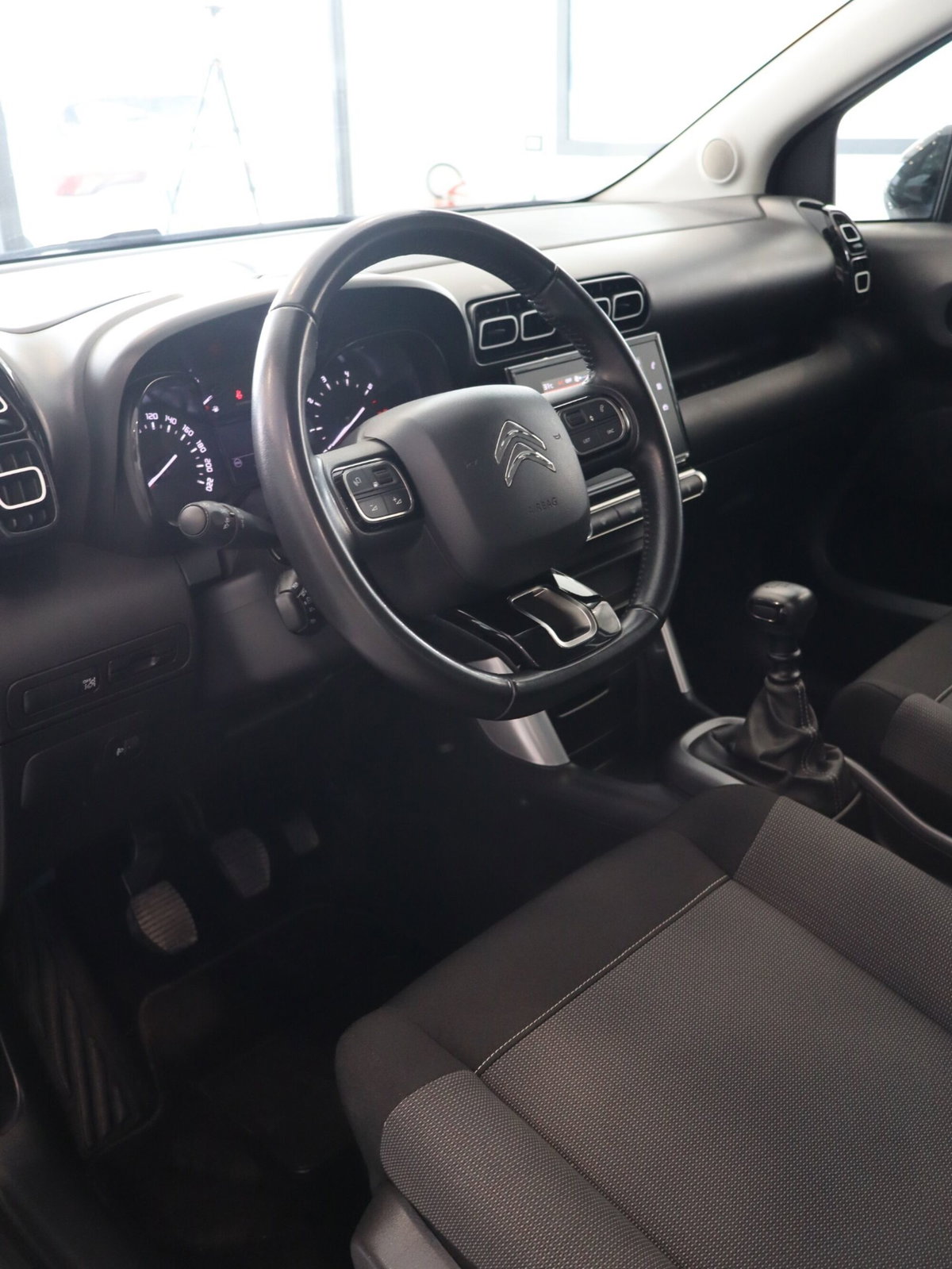 Citroen C3 Aircross BlueHDi 110 S&S Shine Pack (7)
