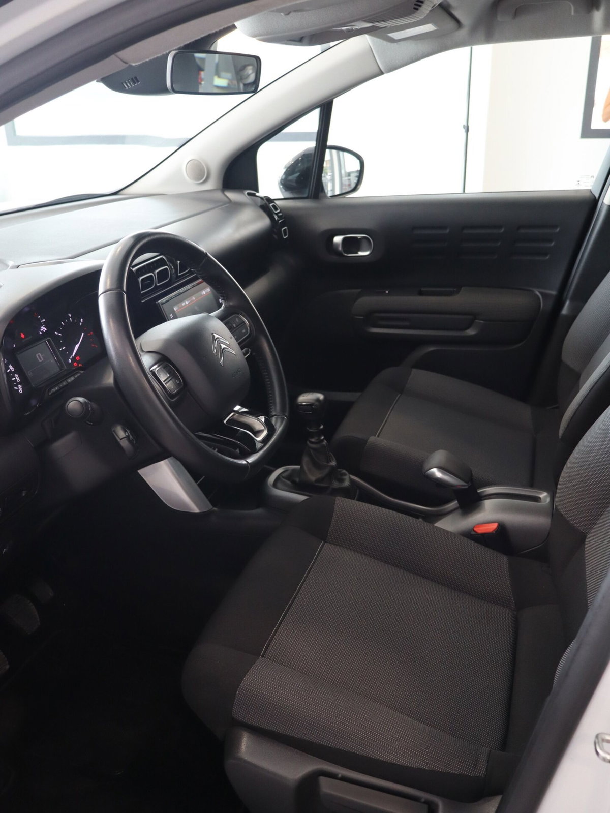 Citroen C3 Aircross BlueHDi 110 S&S Shine Pack (8)