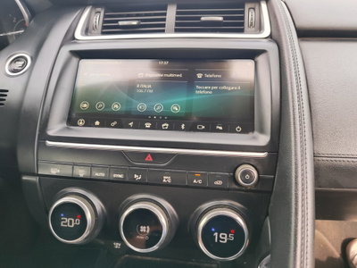 Jaguar E-Pace 2.0D 150 CV AWD aut. (15)