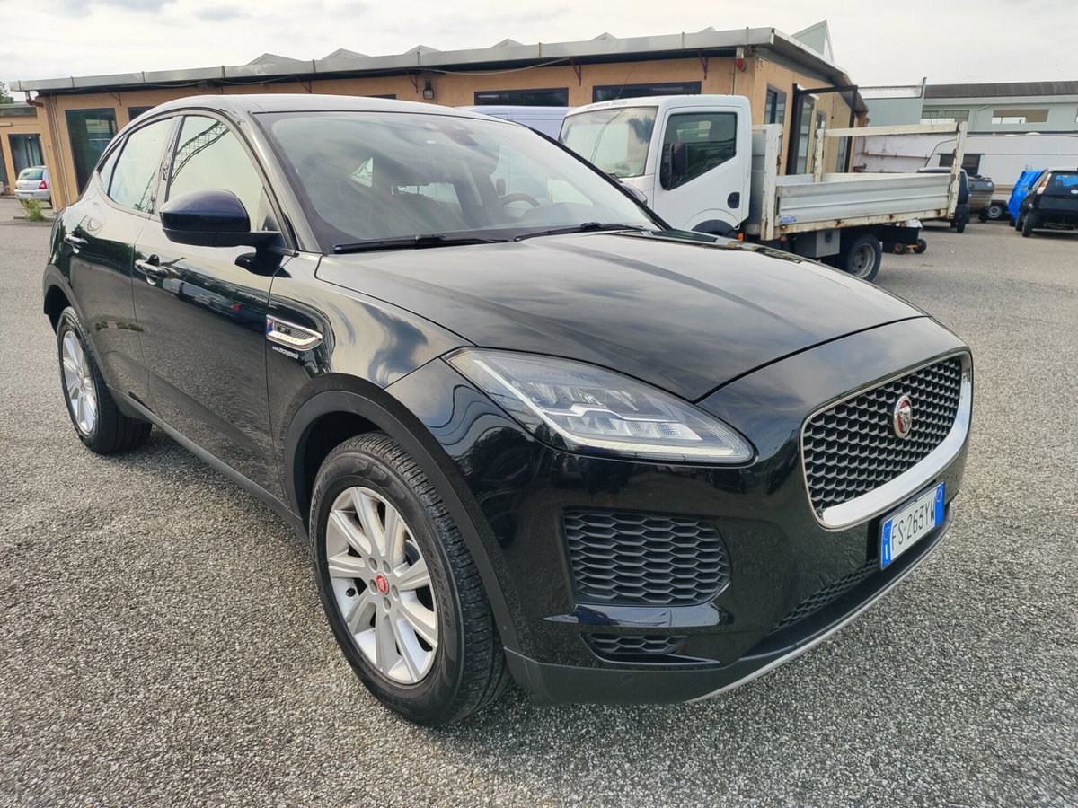 Jaguar E-Pace 2.0D 150 CV AWD aut. (8)