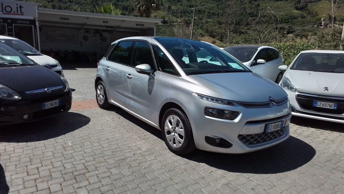 Citroen C4 Picasso 1.6 e-HDi 115 Seduction (2)