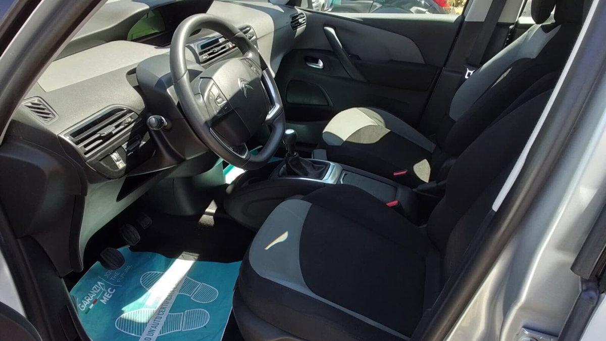 Citroen C4 Picasso 1.6 e-HDi 115 Seduction (5)