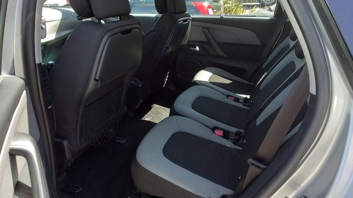 Citroen C4 Picasso 1.6 e-HDi 115 Seduction (6)