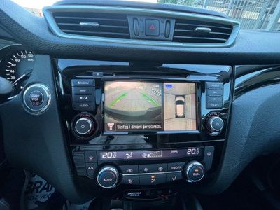 Nissan Qashqai 1.5 dCi 115 CV Tekna (15)