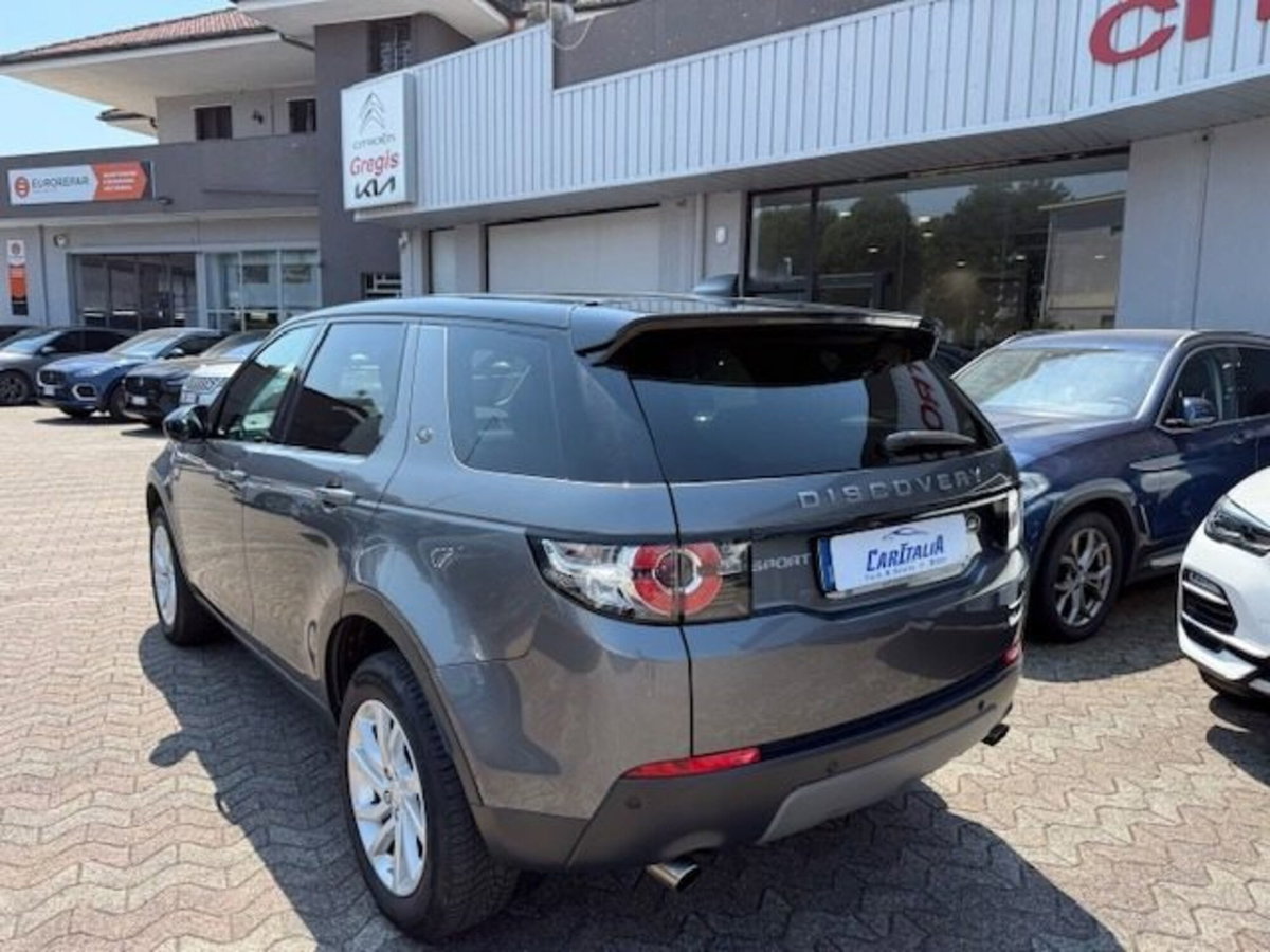 Land Rover Discovery Sport 2.0 TD4 150 CV Pure (5)