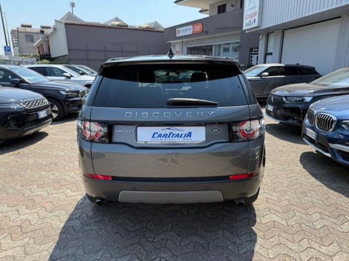Land Rover Discovery Sport 2.0 TD4 150 CV Pure (6)