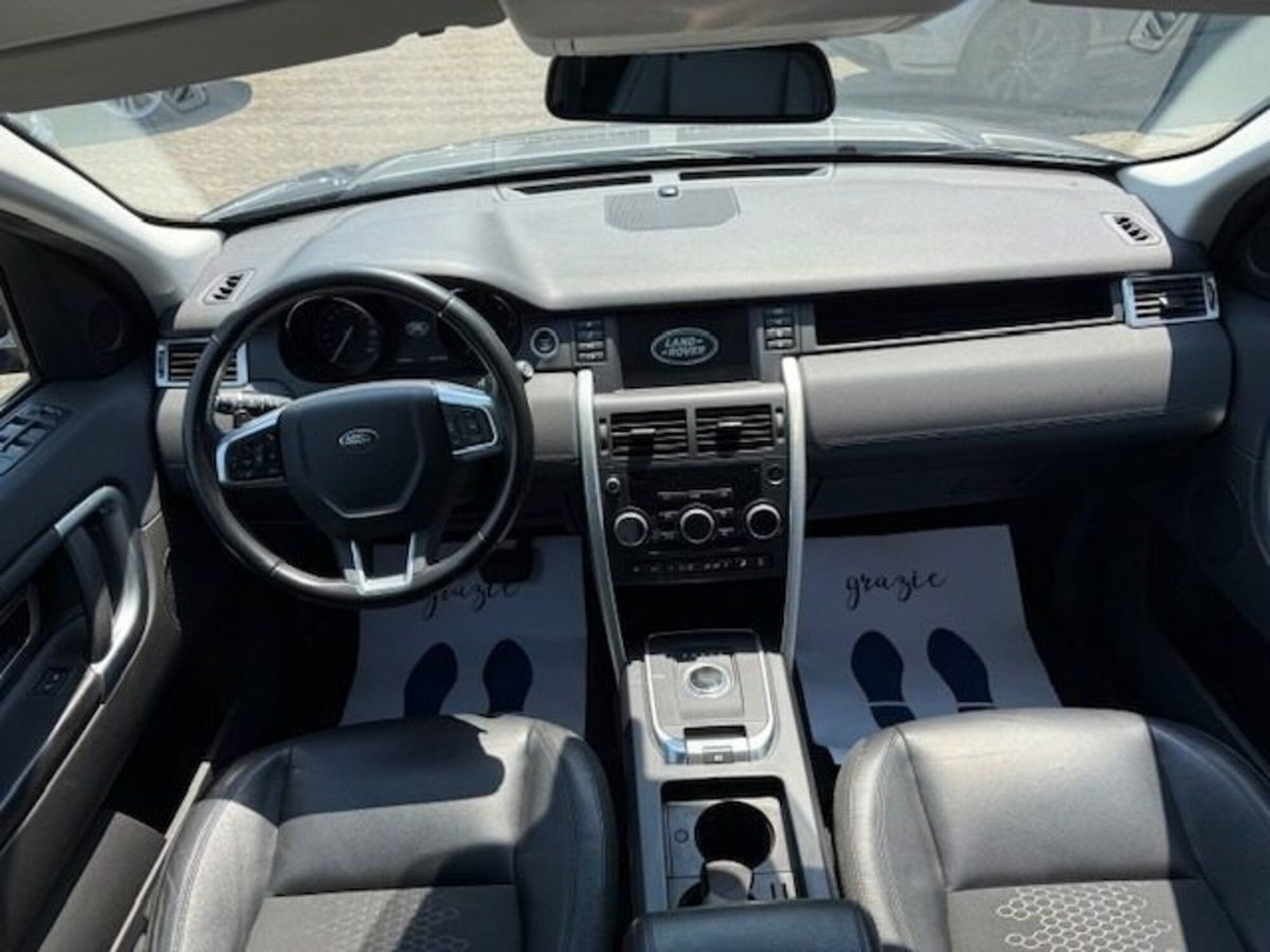 Land Rover Discovery Sport 2.0 TD4 150 CV Pure (8)