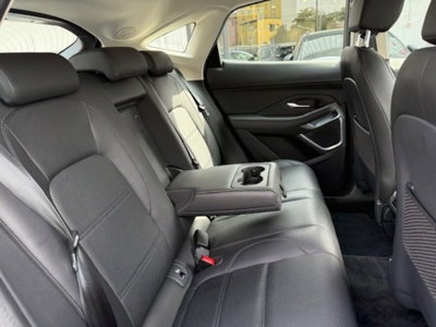 Jaguar E-Pace 2.0D I4 163 CV AWD Auto SE (11)