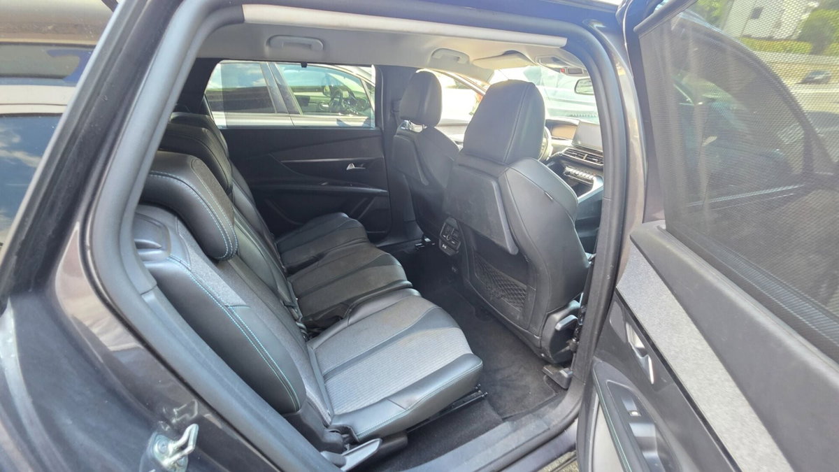 Peugeot 5008 1.5 bluehdi Active Pack s&s 130cv eat8 (12)