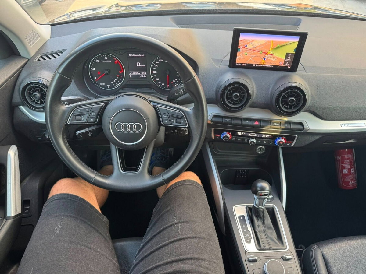 Audi Q2 Q2 30 TDI (16)