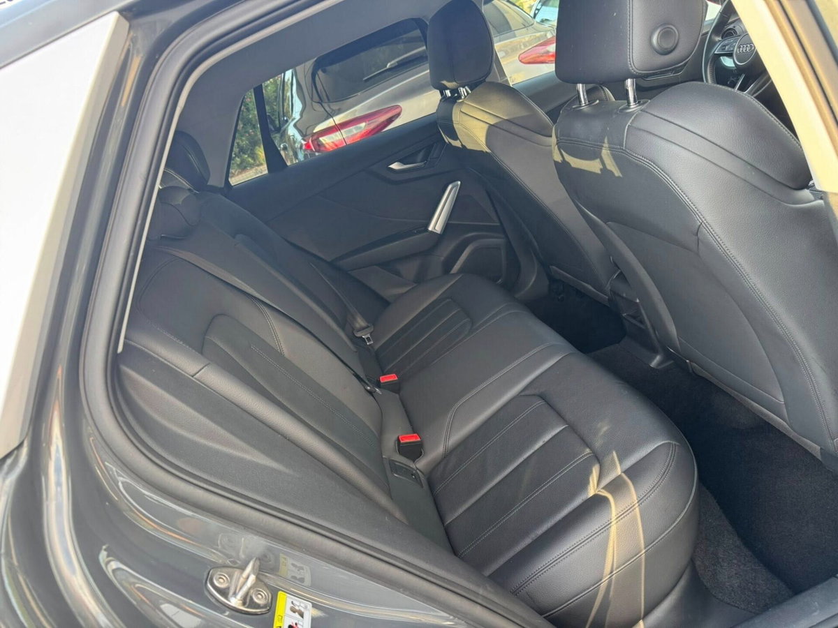 Audi Q2 Q2 30 TDI (8)