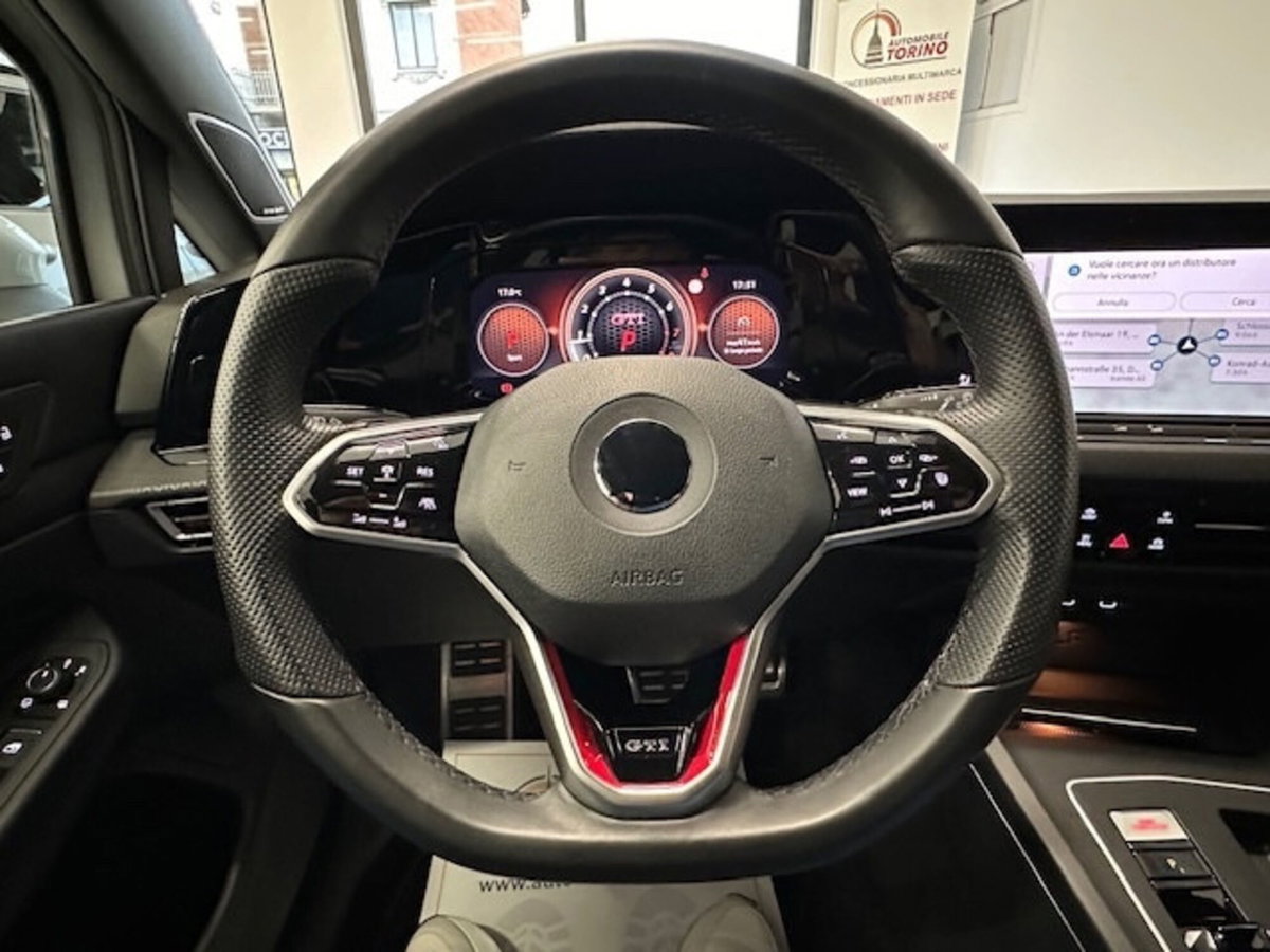 Volkswagen Golf 2.0 TSI GTI DSG (19)