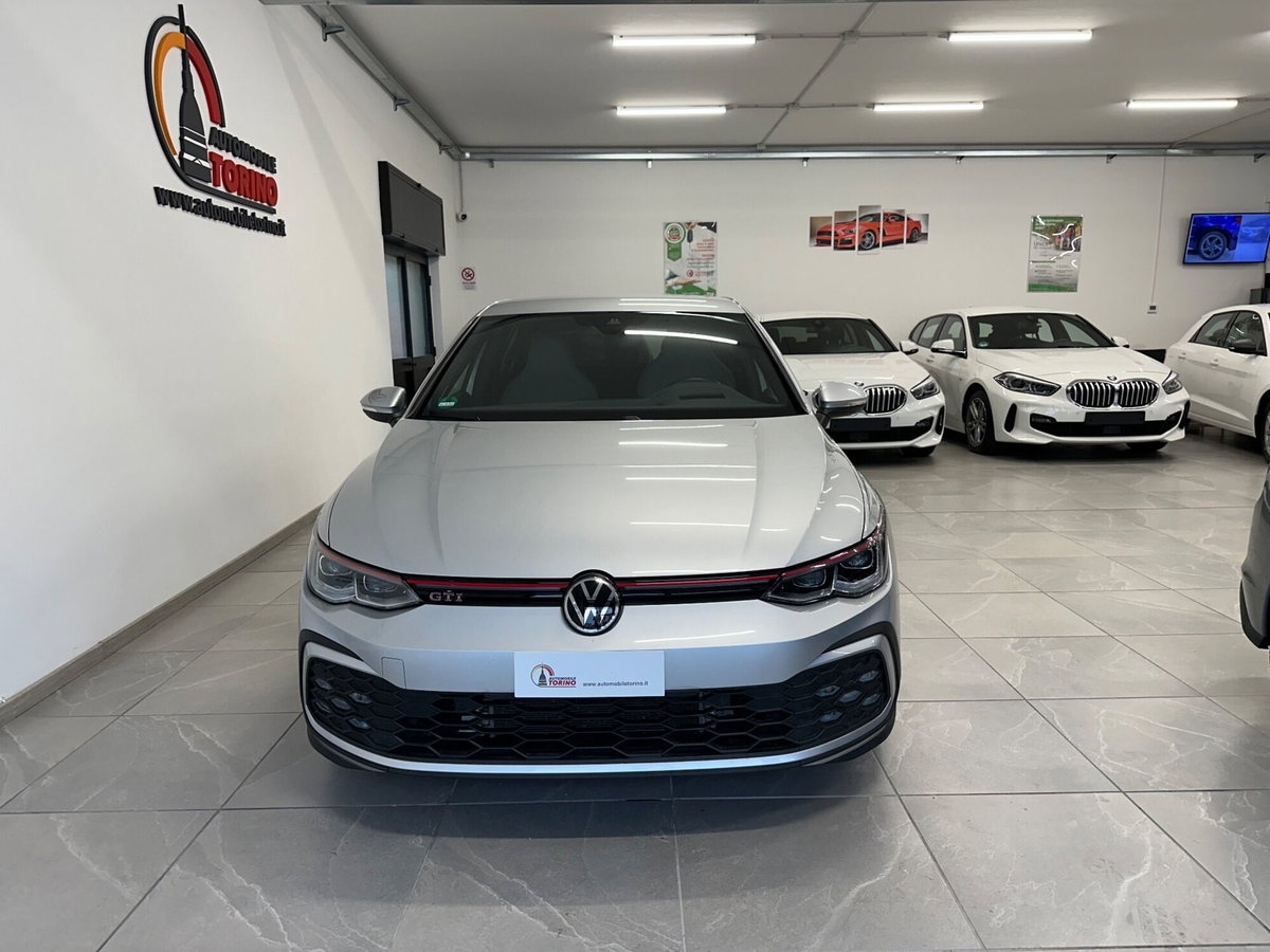 Volkswagen Golf 2.0 TSI GTI DSG (2)