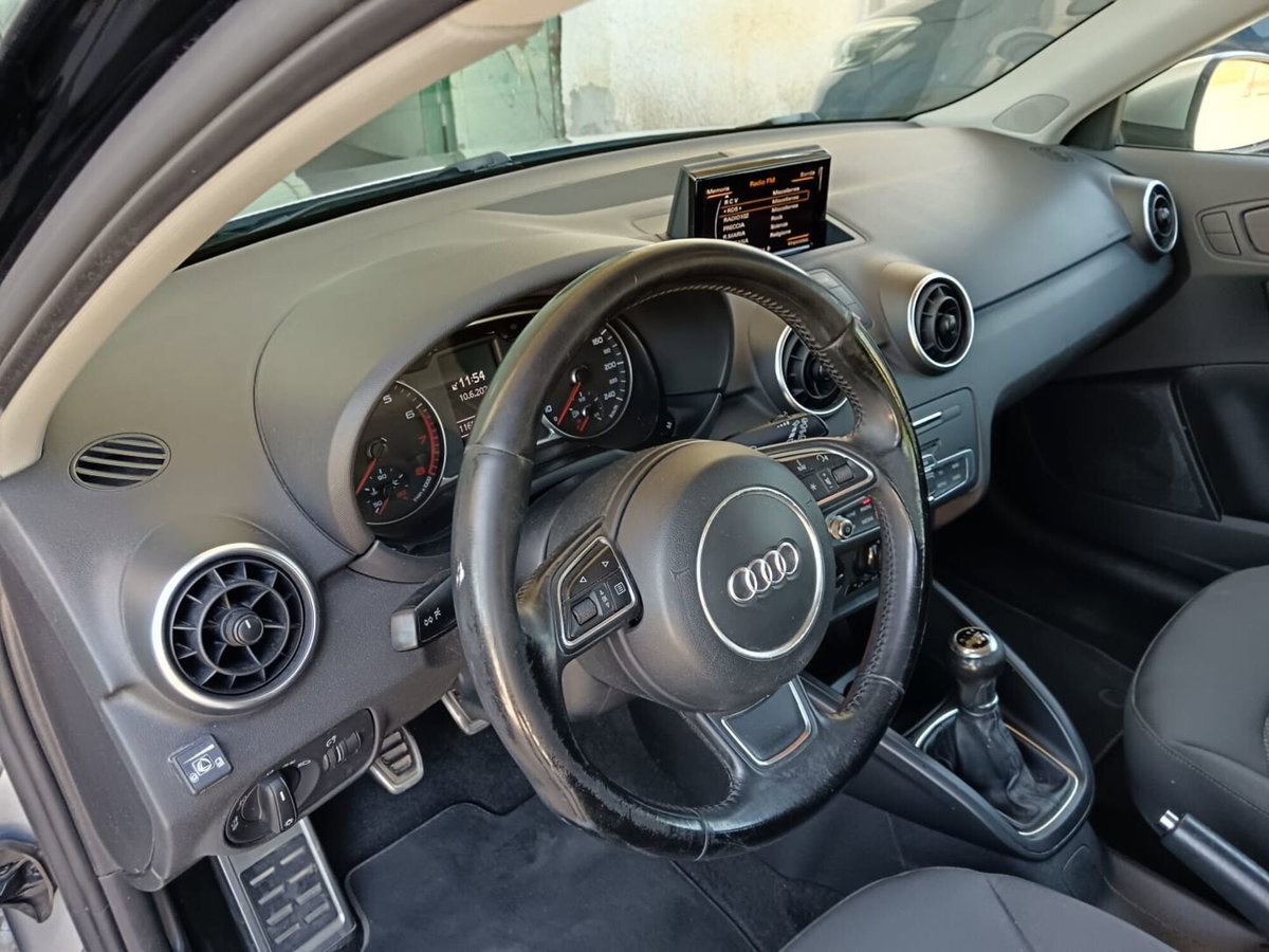 Audi A1 1.0 TFSI ultra Design (11)
