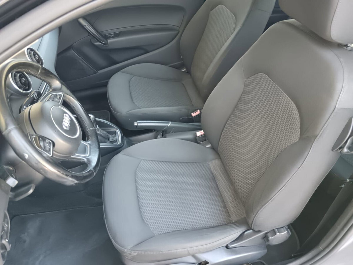 Audi A1 1.0 TFSI ultra Design (6)