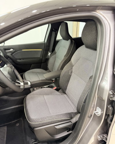 Renault Captur 1.0 eco-g Techno 100cv (7)