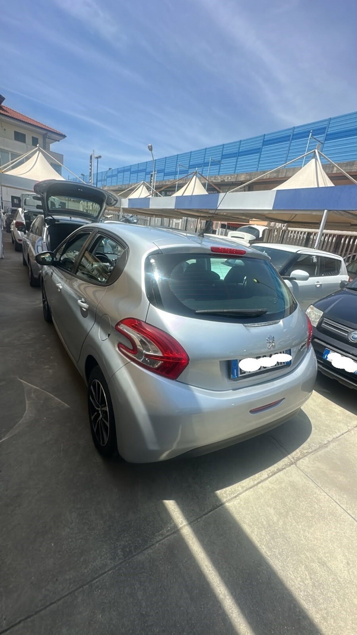 Peugeot 208 HDi 68 CV 5 porte Allure (3)