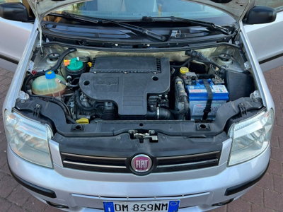 Fiat Panda 1.3 MJT 16V Emotion (19)