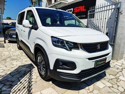 Peugeot Rifter Long 1.5 bluehdi Allure 130cv eat8 7p.ti (4)