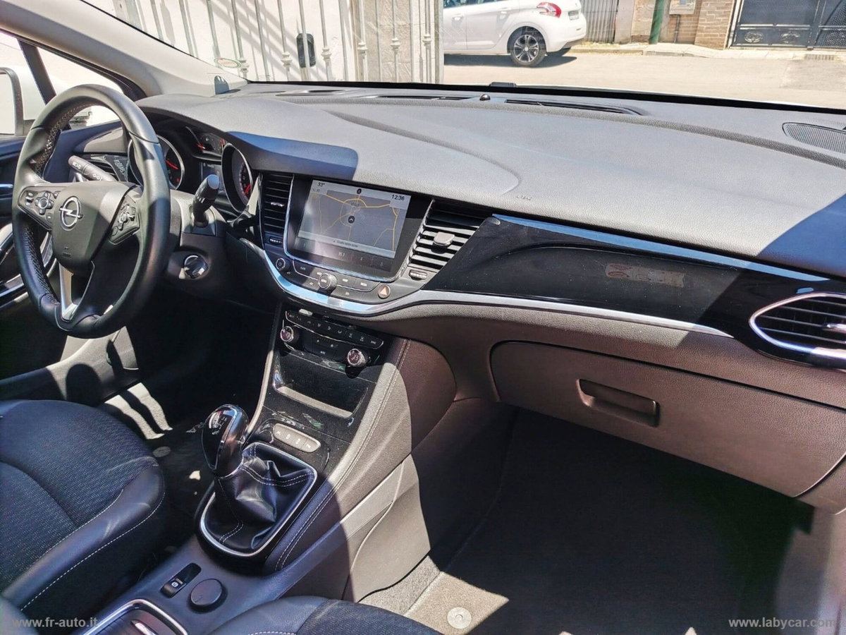 Opel Astra 1.6 CDTi 110CV Start&Stop 5 porte Innovation (10)