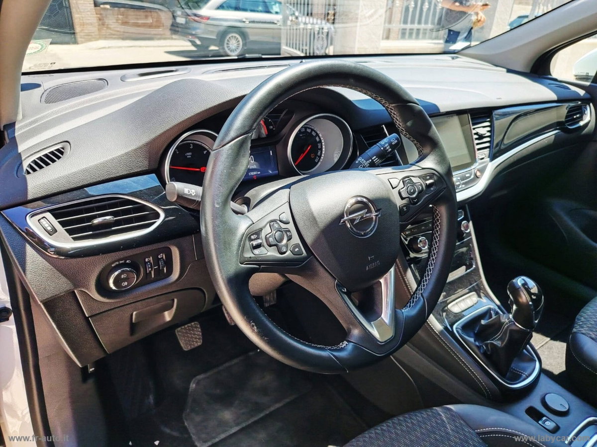 Opel Astra 1.6 CDTi 110CV Start&Stop 5 porte Innovation (9)