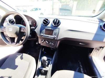 SEAT Ibiza 1.0 75 CV 5p. Connect (5)