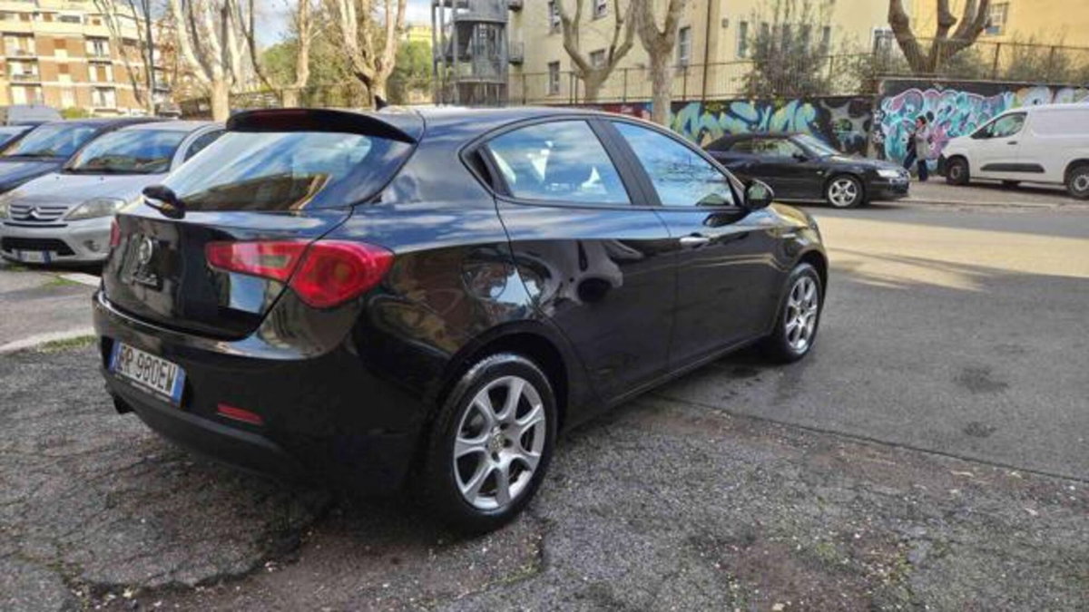 Alfa Romeo Giulietta 1.4 tb Progression 105cv (4)