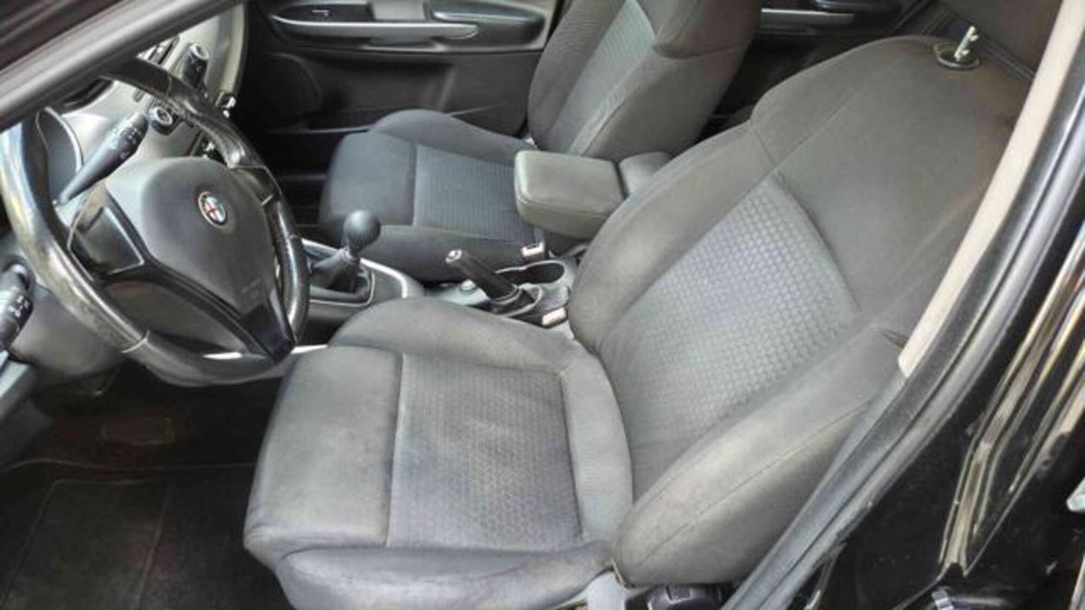 Alfa Romeo Giulietta 1.4 tb Progression 105cv (7)