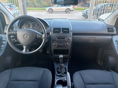 Mercedes-Benz Classe A 160 CDI BlueEFFICIENCY (15)