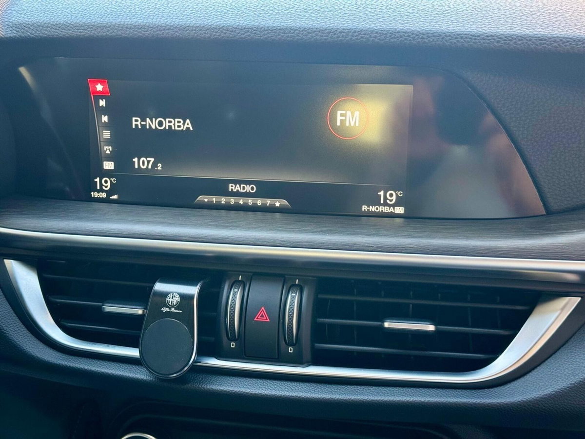 Alfa Romeo Stelvio Stelvio 2.2 Turbodiesel 210 CV AT8 Q4 Executive (15)