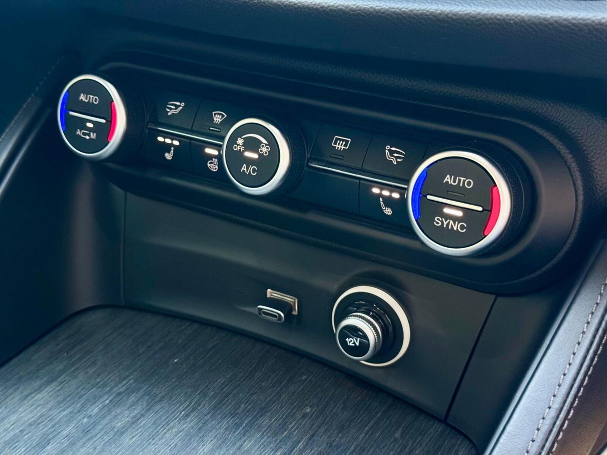 Alfa Romeo Stelvio Stelvio 2.2 Turbodiesel 210 CV AT8 Q4 Executive (18)