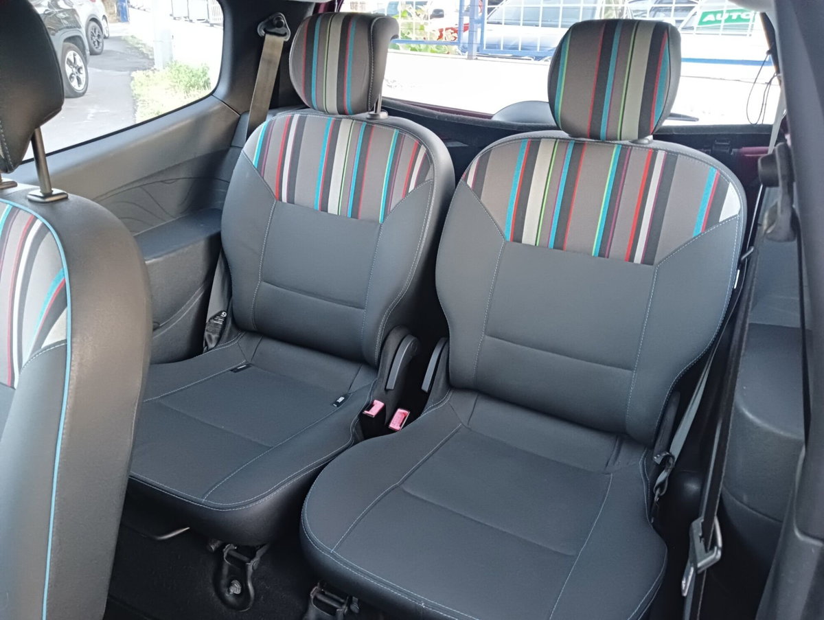Renault Twingo 1.2 16V Live (11)