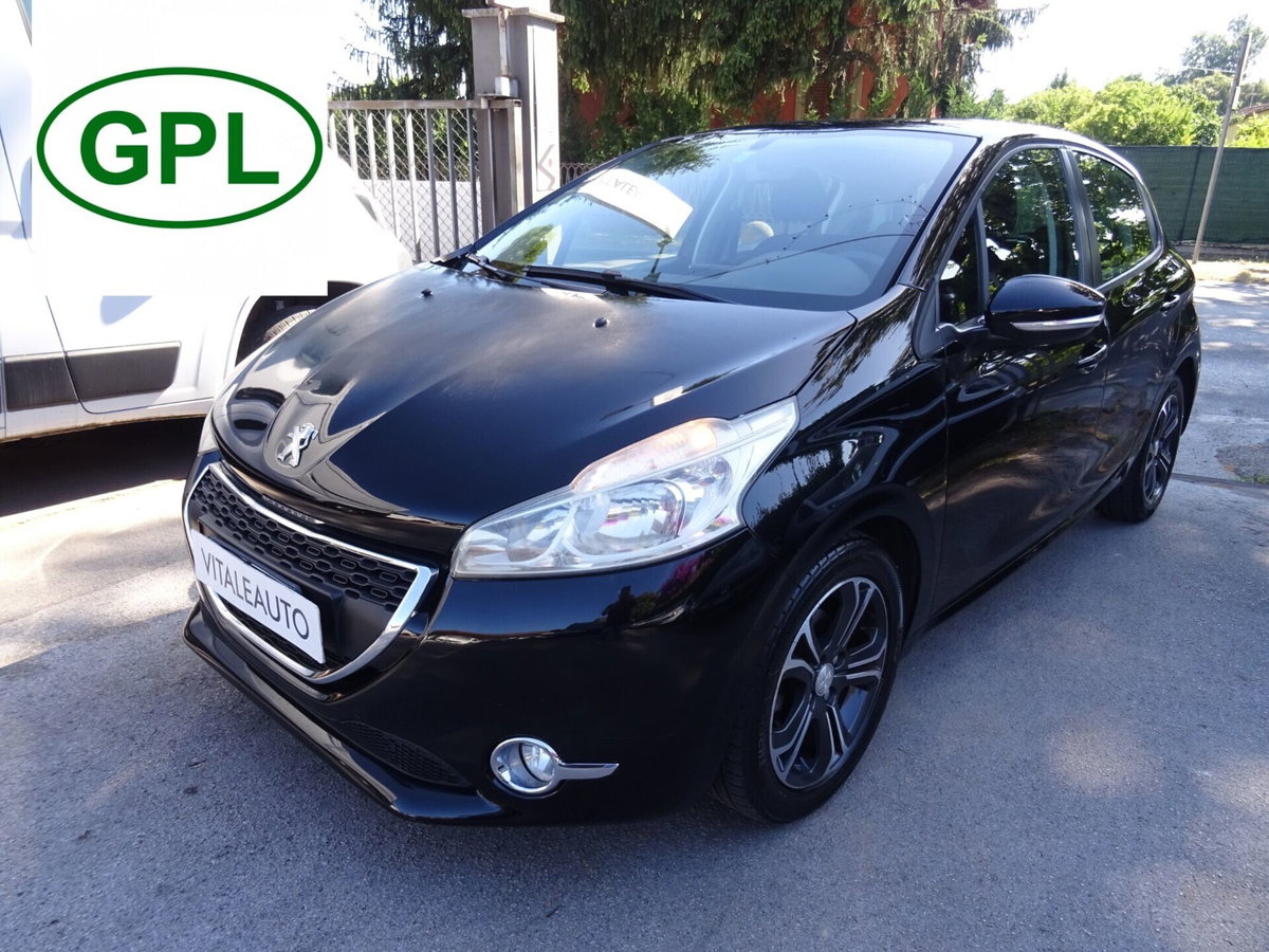 Peugeot 208 VTi 95 CV 5p. GPL Allure