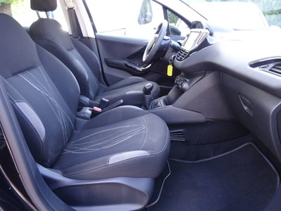 Peugeot 208 VTi 95 CV 5p. GPL Allure (16)